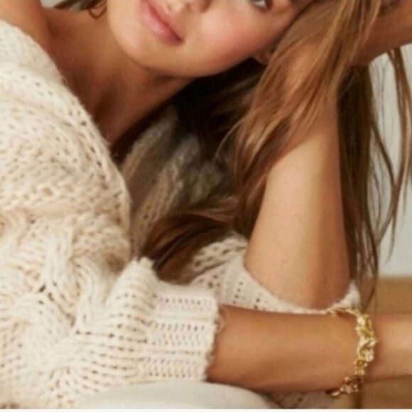 Amber Sceats Emery Cuff Bracelet – 24k Gold Plated Adjustable Made in Italy NWT - Picture 3 of 16